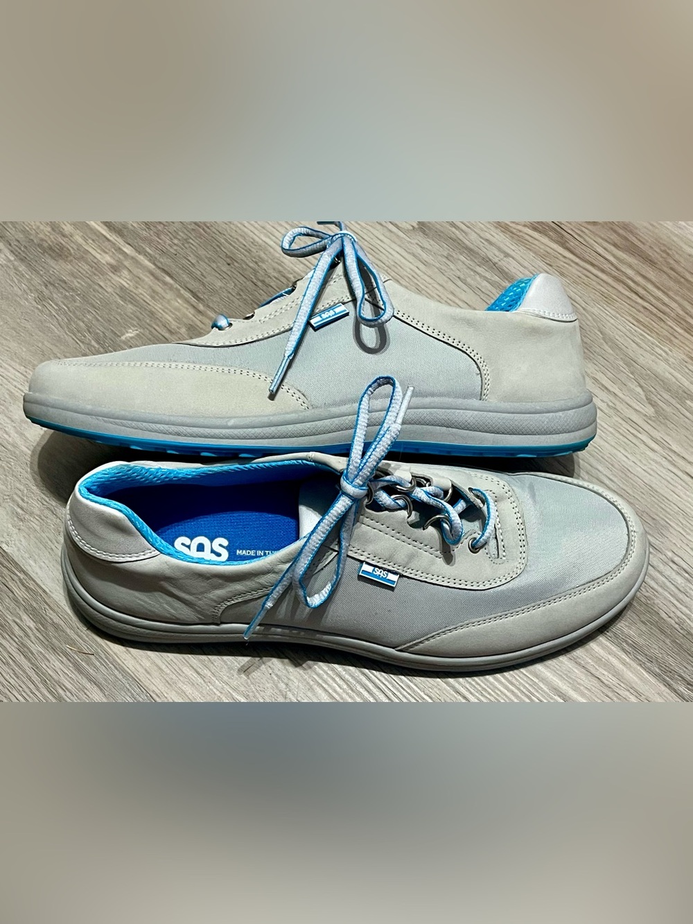 $239 SAS Womens Sporty Silver Size  10 Medium Lace Up Sneaker Shoes Made In USA